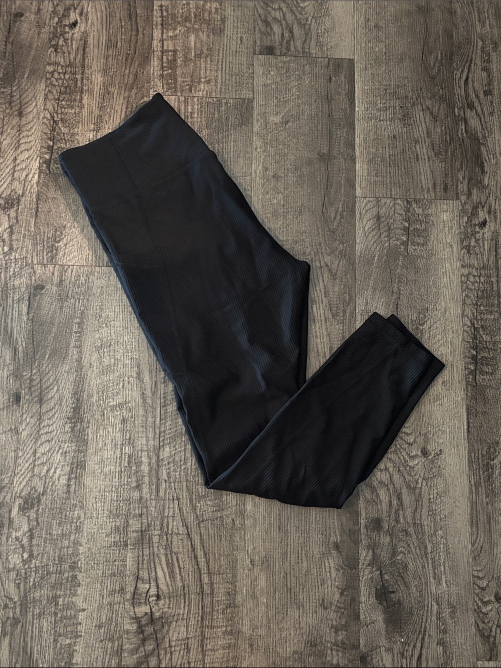 Old Navy Ribbed High-Waist Leggings with Pockets - Black - Size Large